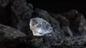 Druhý největší diamant na světě našel kupce. Jeho identita byla přísně utajena