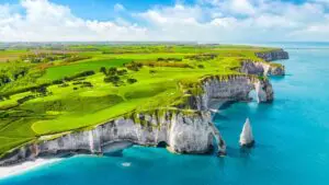Namazaný tukem ze sviňuchy přeplaval La Manche. Život mu vzala Niagara