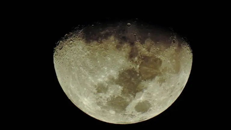 Sovětské symboly dorazily na Měsíc dřív než americká vlajka. Bizarní příběh sondy Luna 2