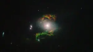 Učitelka si na snímku vzdálené galaxie všimla záhadné zelené šmouhy. Objekt dnes nese její jméno