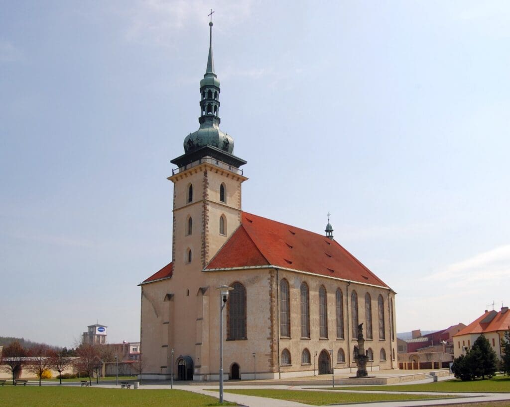 Kostel Nanebevzetí Panny Marieve svém novém umístění