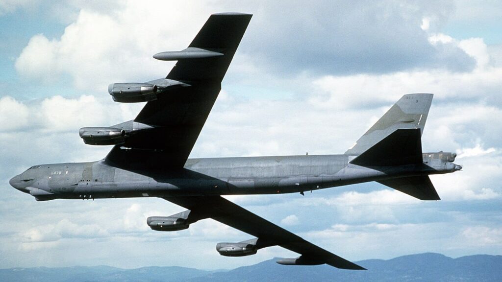 Bombardér B-52G podobný tomu, který havaroval v Severní Karolíně