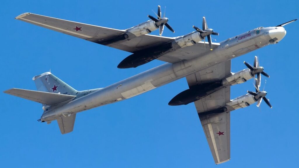 Strategický bombardér Tu-95