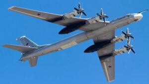 Strategický bombardér Tu-95 shodil největší atomovku v dějinách. Sovětský Medvěd létá dodnes